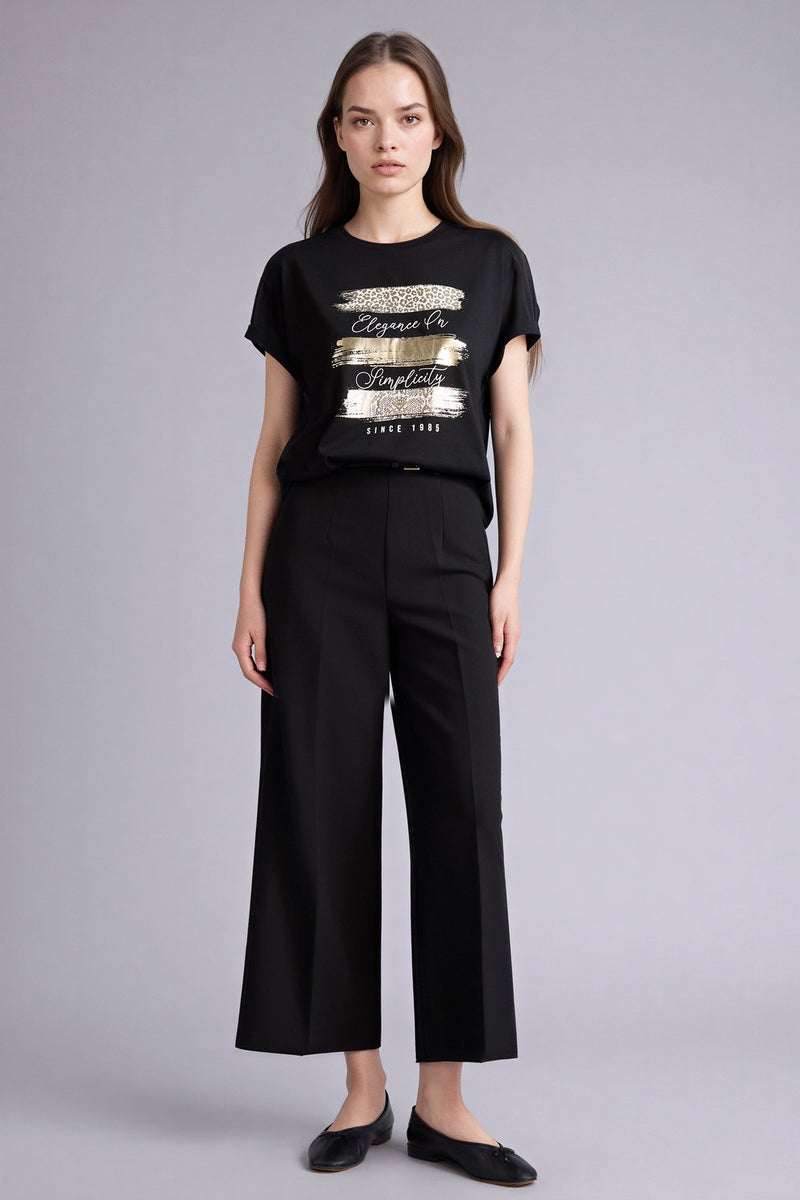 ديفاكتو تيشيرت نص كم قصة مريحة وياقة مستديرة - Image 2