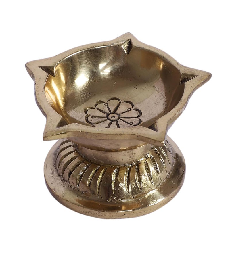 Two Moustaches Ethnic Flower Carved 5 Oil Wicks Brass Diya Brass Diya for Puja Brass Deepak for Pooja Mandir Gifts for Diwali Housewarmings Gifts 100 Pure Brass Antique White Pack of 1 - Image 1