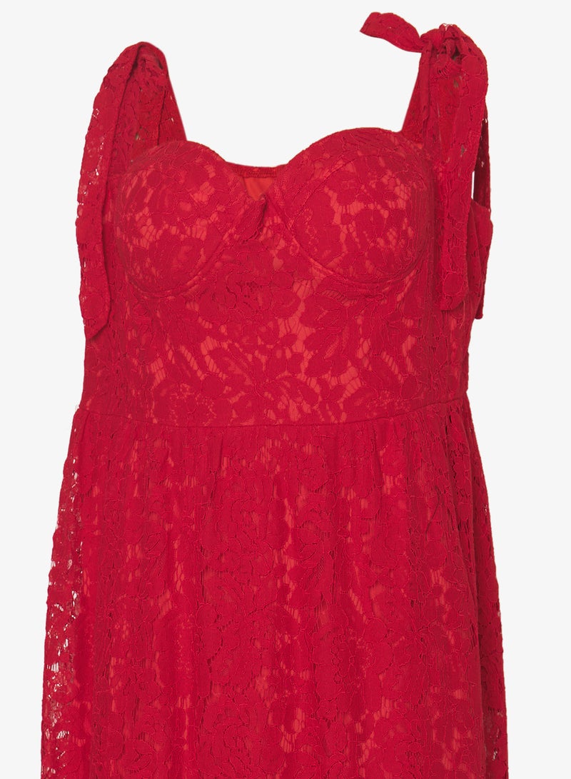 Ella Plus Strappy Lace Dress - Image 3