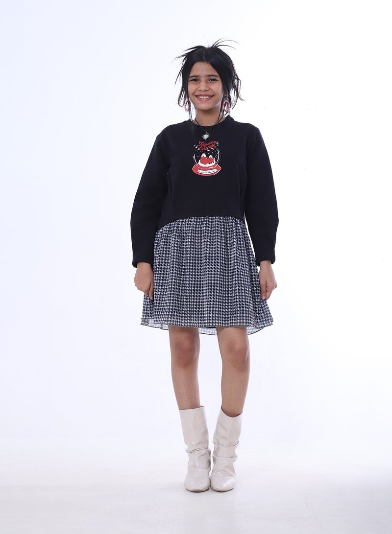 بيبو فستان لفتيات مع رسم جرافيك_اسود - Image 1