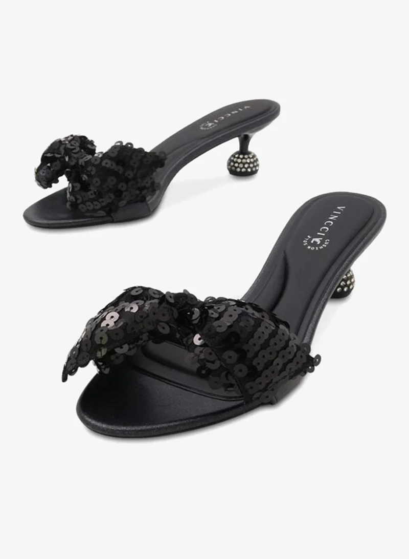 فينتشي صندل بكعب متوسط بحزام واحد