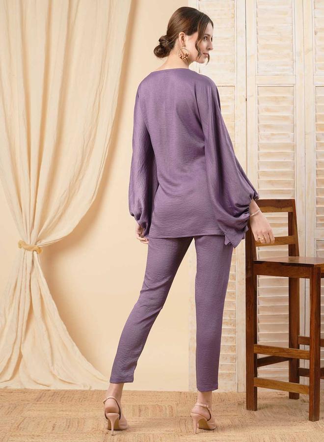 Mish Kimono Sleeves V-Neck Embroidered Top & Solid Pants Co-Ords Set by Styli  - Image 5