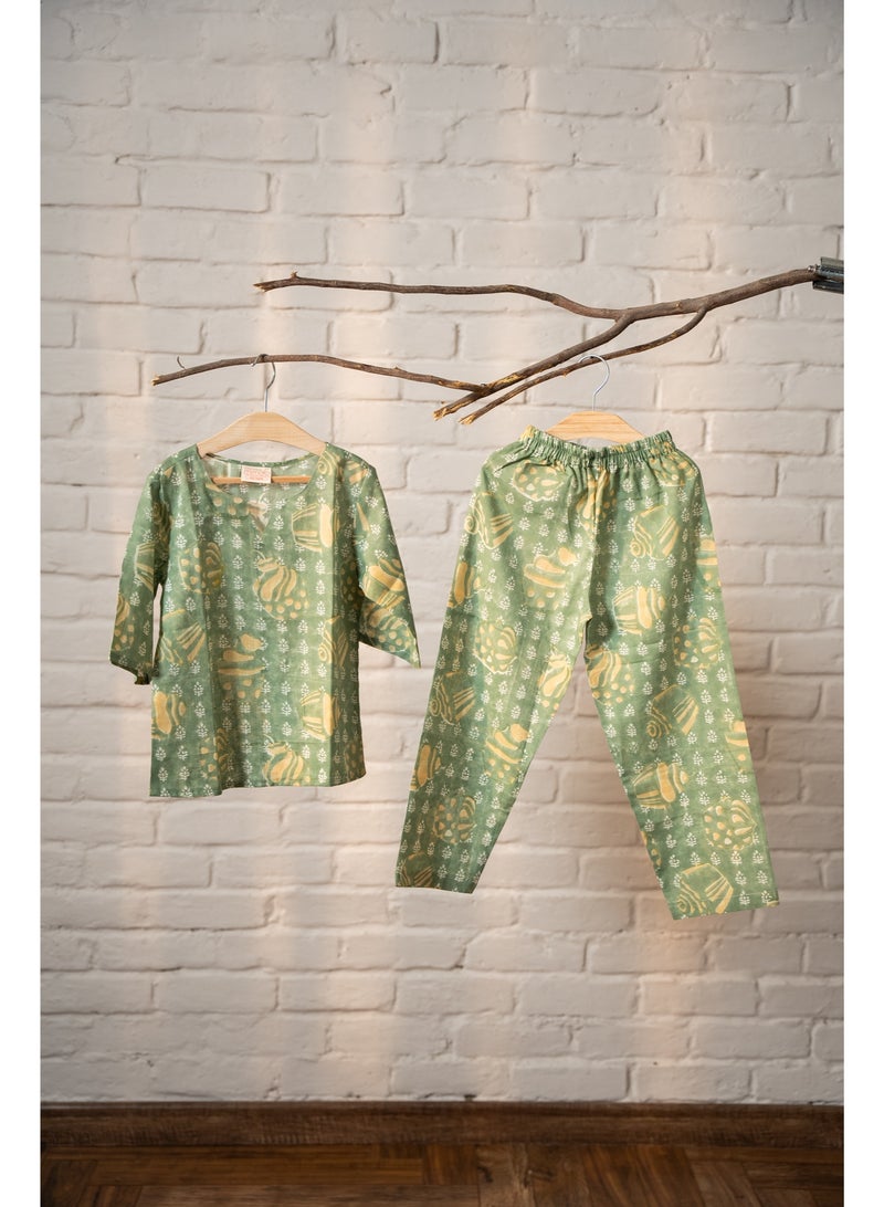 Mamma Mimos Princess Petals - Cupcake - Olive Green - Image 3