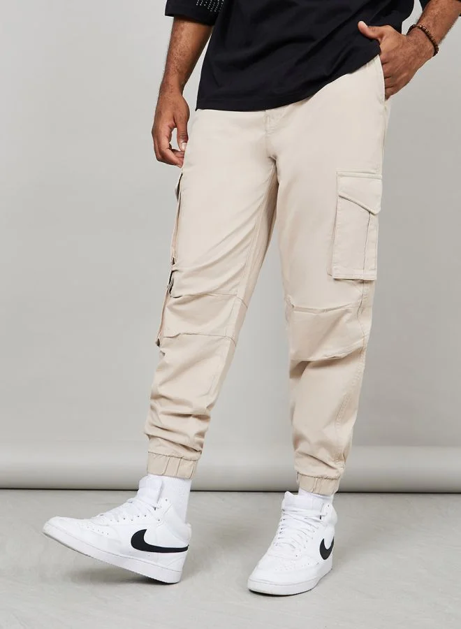 Styli Relaxed Fit Tapered Cargo Jogger in Cotton Twill