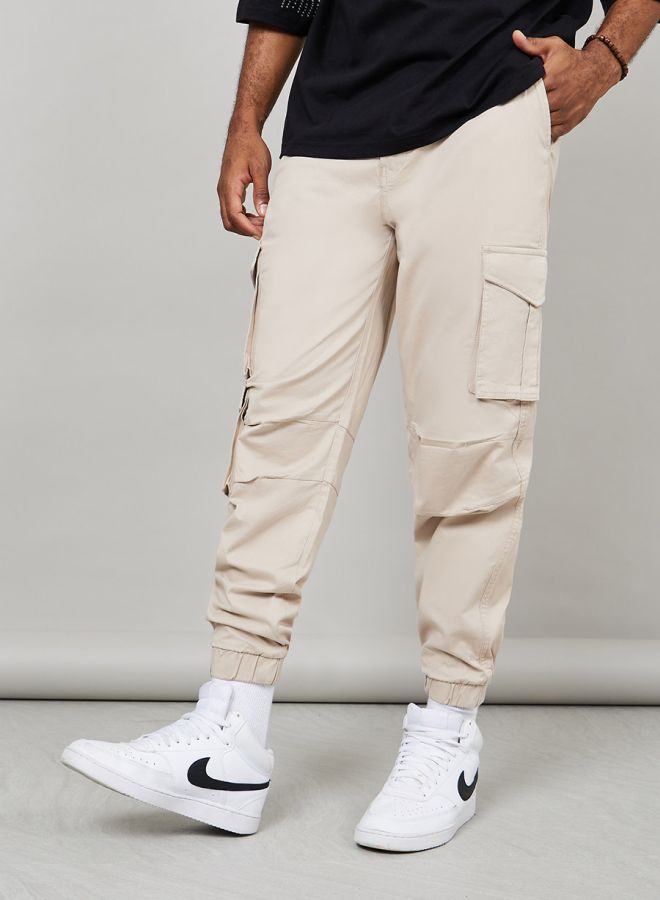 Styli Relaxed Fit Tapered Cargo Jogger in Cotton Twill - Image 1