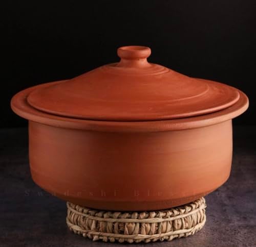 Swadeshi Blessings HandMade Exclusive Range Unglazed Earthen Kadai/Mud Handi/Mitti Ke Bartan/Clay Pot for Cooking & Serving with Lid(with Mirror Shine) + Free Palm Leaf Stand (3 Liters) - Image 1