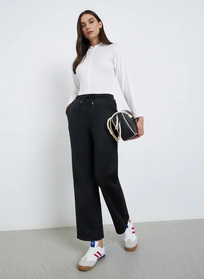 تايك تو جوغر سادة بقصة مستقيمة