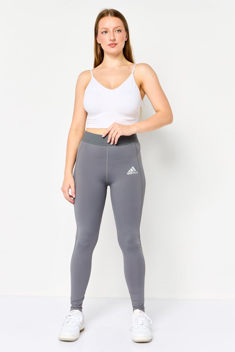 Adidas سراويل رياضية نسائية للياقة البدنية، رمادي - Image 2