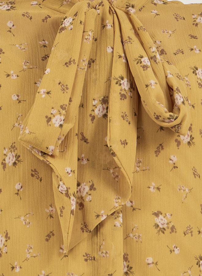 Styli Floral Print Textured Tie-Up Neck Blouse - Image 4