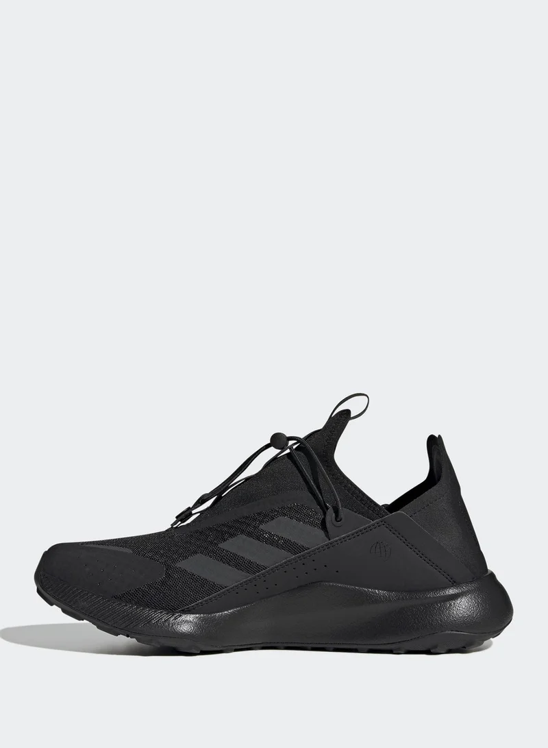adidas حذاء تيريكس فويدجر 21