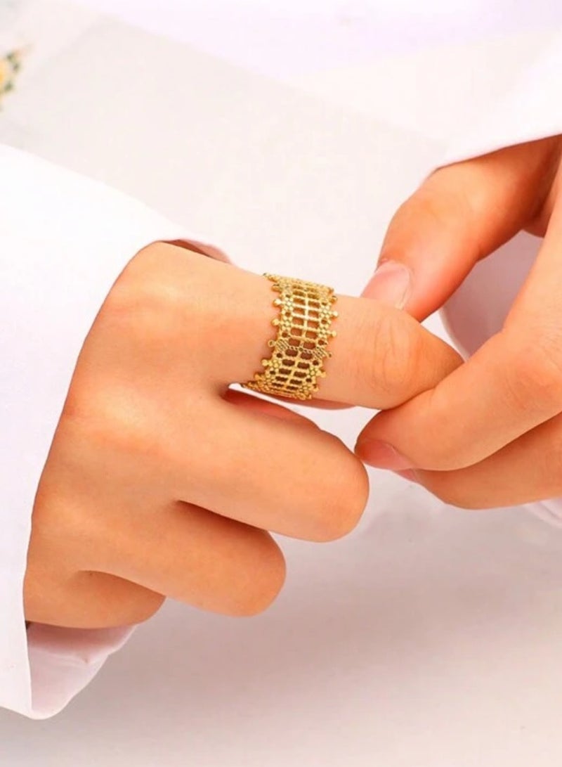 إيكوال خاتم نسائي من الاستانلس ستيل مطلي باللون الذهبي بمقاس موحد - Image 1