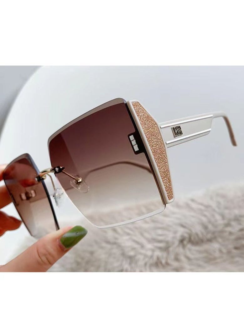 General Women's sunglasses classic retro frameless colored flash frame big face slim fashion glasses  - Image 3