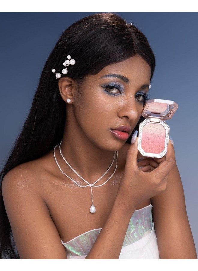 Moonlight Mermaid Series Embossed Pattern Gradient Blush Palette 5G (03 Coral Jellyfish)