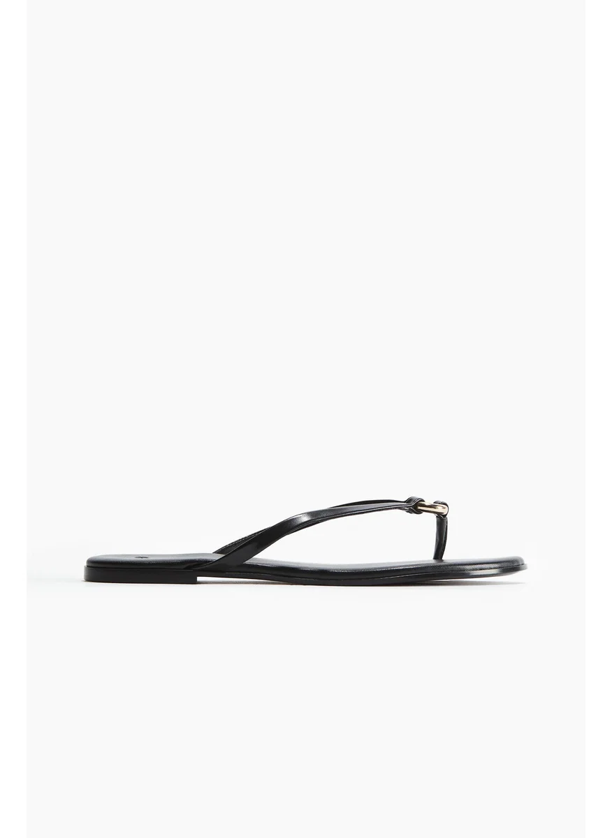 H&M Ring-Detail Flip-Flops