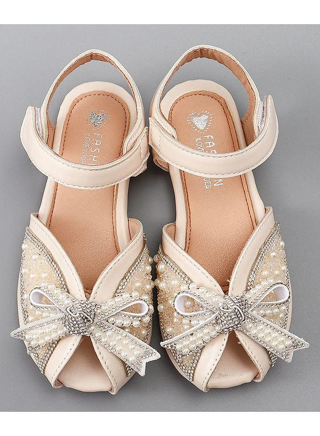 Mark & Mia Mark & Mia Bow Detailed Pearls Embellished Velcro Closure Sandals - Off White