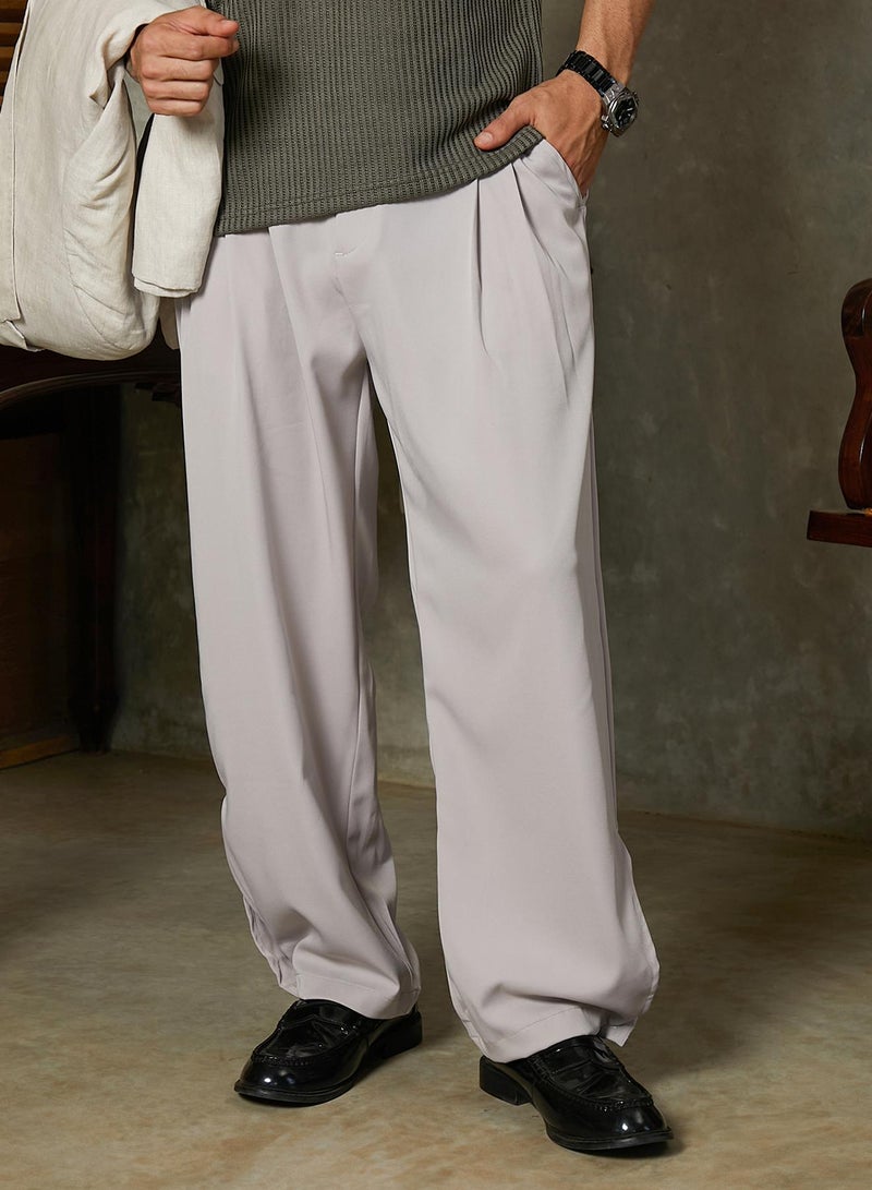 Campus Sutra Campus Sutra Men's Cloud Grey Straight-Cuffed Pleated Trousers For Casual Wear | Mid-Rise | Straight Fit | Button Closure | Trousers Crafted With Comfort Fit For Everyday Wear - Image 1
