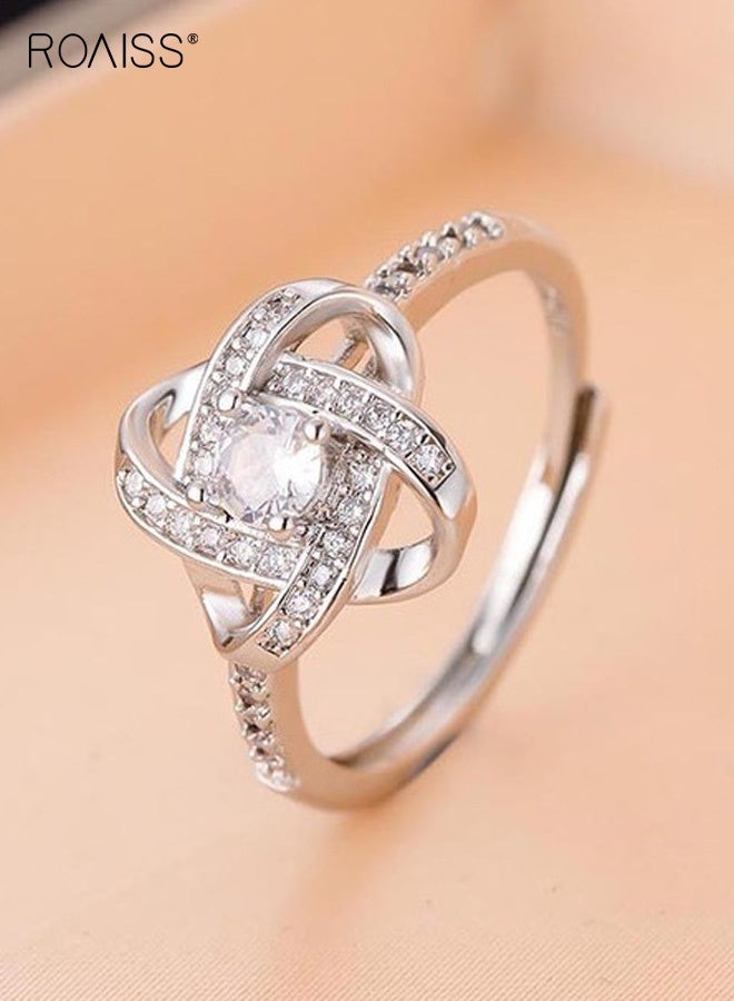 رويس طقم نسائي من 3 قطع: أقراط، سوار، وقلادة، وخاتم زركون.قلادة مزينة بالزهور وسلسلة ترقوة على شكل نبتة البرسيم رباعية الأوراق، تصميم عصري وأنيق، مثالي للارتداء اليومي والمناسبات الخاصة - Image 3