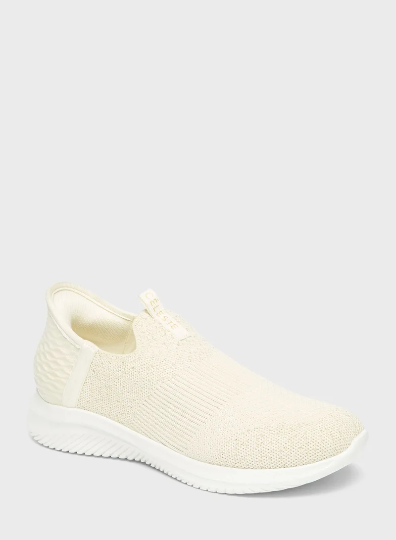 سيليست Lace Up Low Top Sneakers