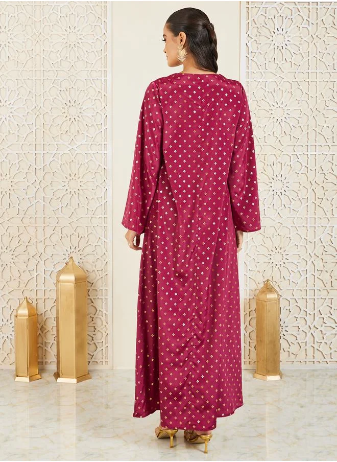 ستايلي Embroidered Neck Foil Print Jalabiya