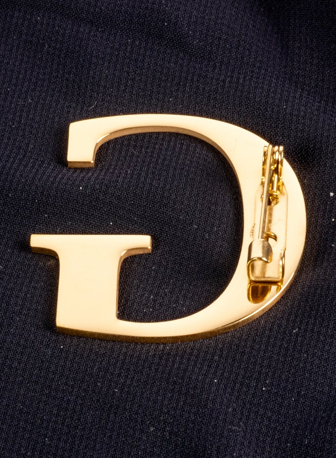 The Black Pearl Accessories "G" Letter Stainless Steel Golden Brooch - Image 2