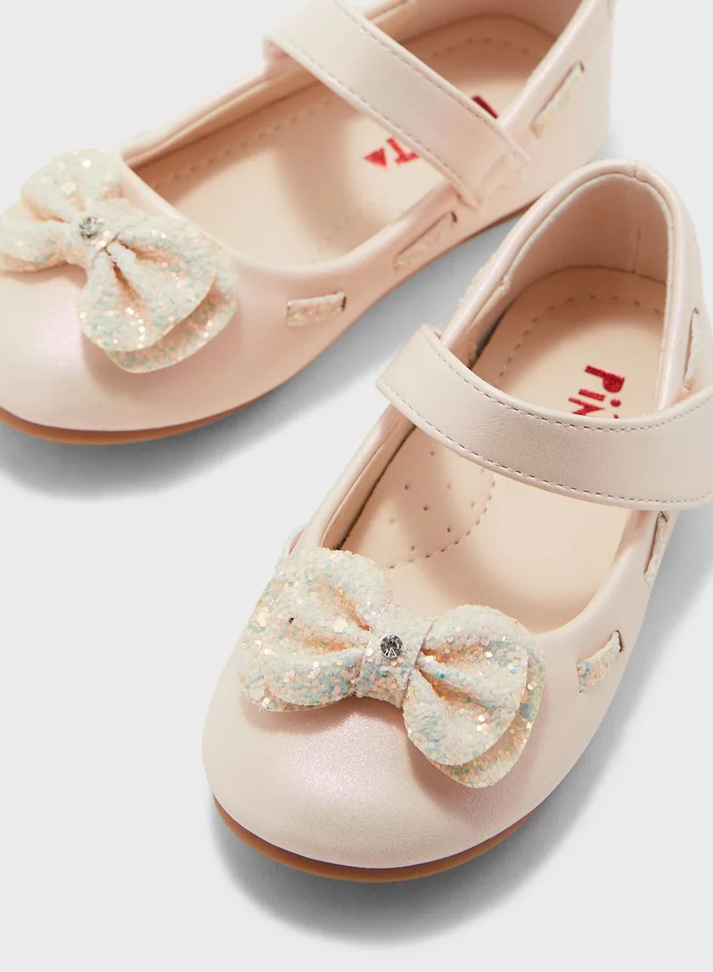 Pinata Girls Slip Ons