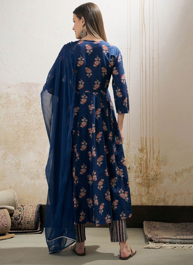 SASSAFRAS Floral Printed Anarkali Kurta Set for Women - Image 5