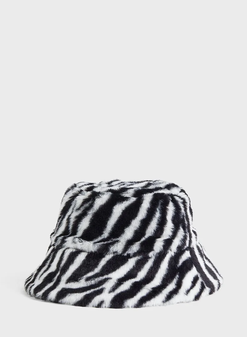 اتش اند ام Faux Fur Bucket Hat