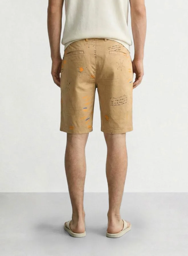 ذا انديان كراج كو Men Slim Fit Doodle Printed Side Pocket Mid-Rise Chino Shorts