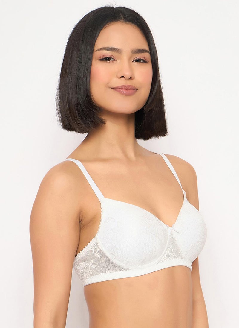 Clovia Lace Padded Non-Wired Full Coverage Bra in White - Image 4