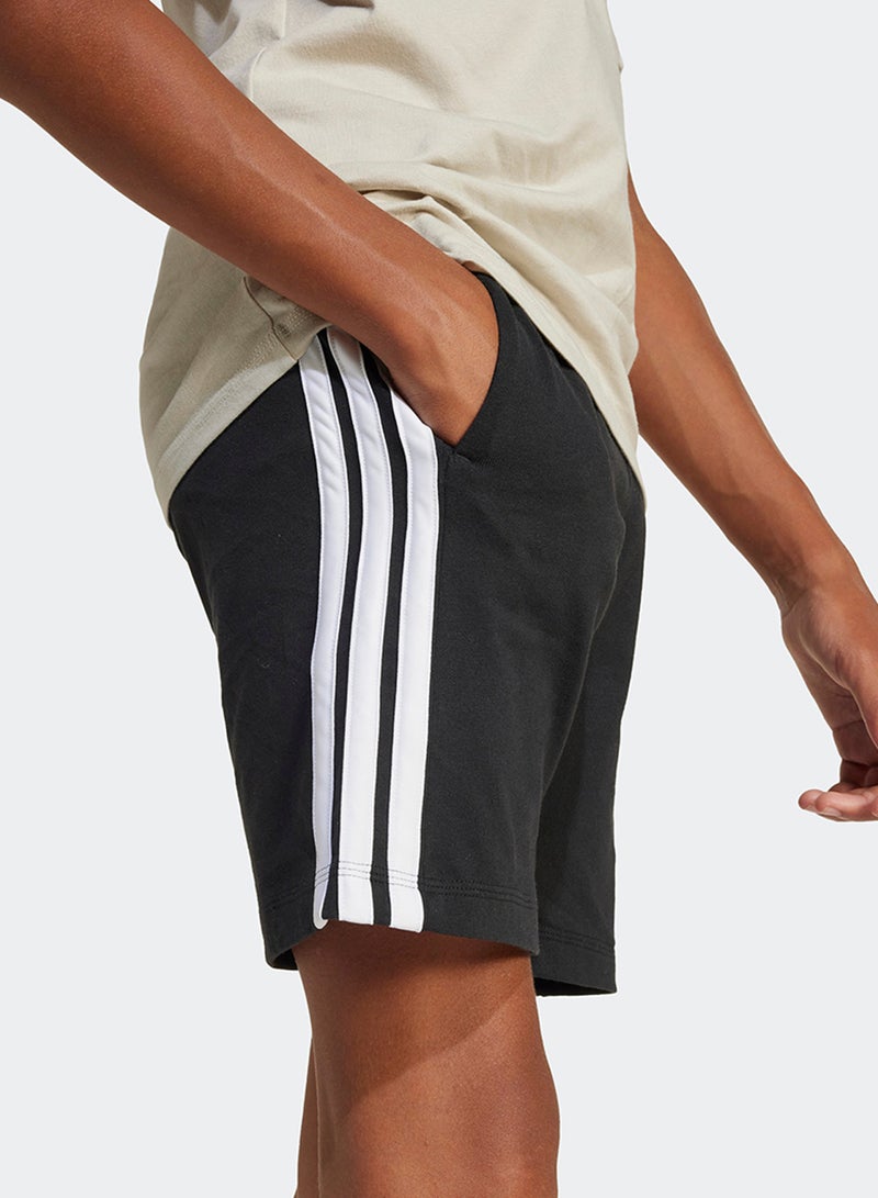 اديداس شورت أساسي بثلاث خطوط للشباب - Image 5