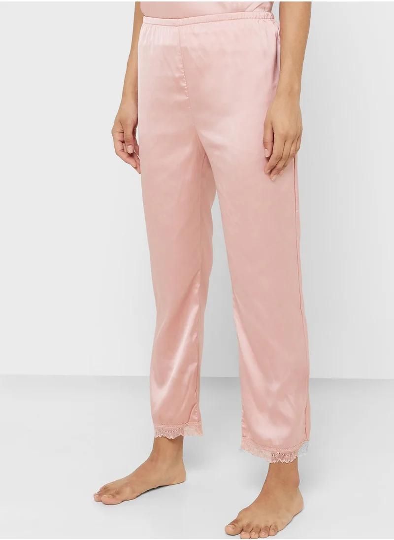 جينجر Lace Detail Satin Cami Top & Pyjama Set