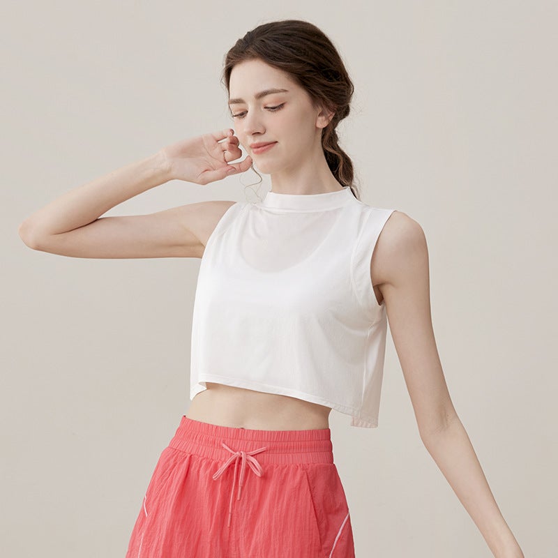 Women's Sleeveless Yoga Top for Running & Fitness - Image 1