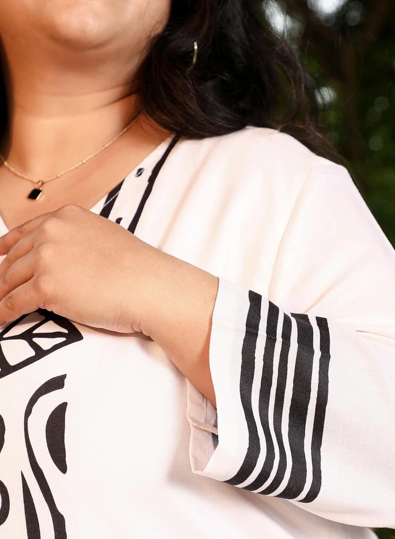 Instafab Plus  Instafab Plus Women's Daisy White & Onyx Black Indie Lines Kurta Set For Ethnic Wear | Round Neck, Quarter Regular Sleeves | Indie Print Plain Fabric | 2 Piece Kurta Set For Casual & Daily Wear for Women | Best Price UAE