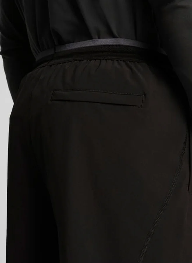 PUMA 7" Woven Shorts