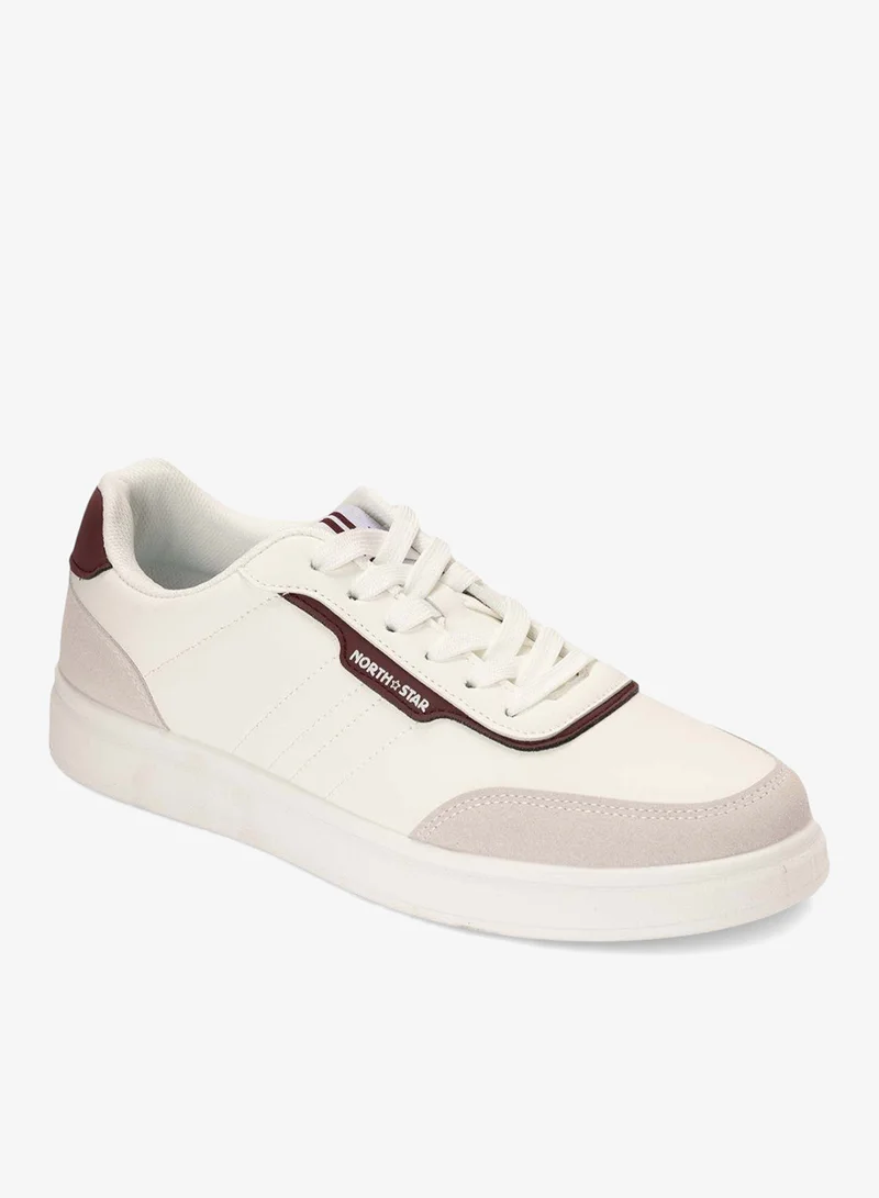 باتا حذاء رياضي مستوحى من الملاعب