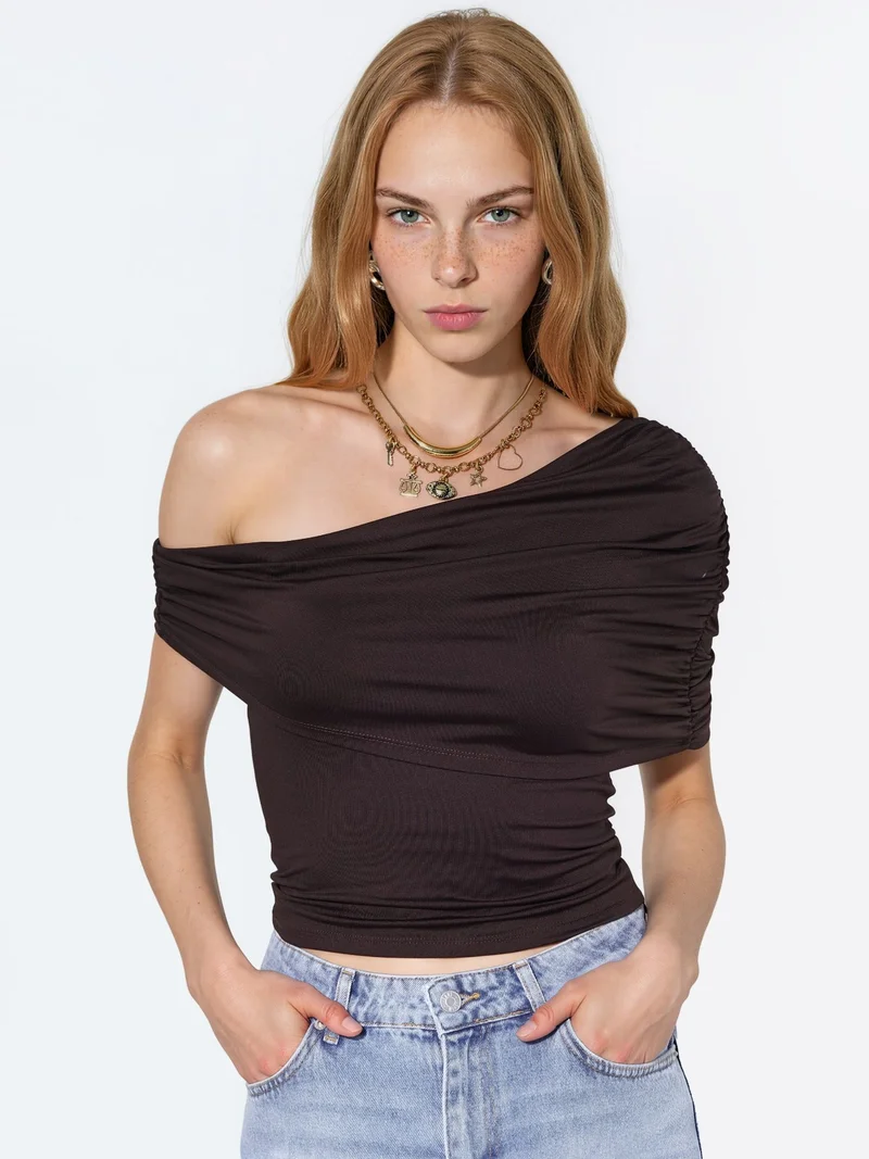 هيكاب Draped Asymmetrical Collar Polyamide Crop Top