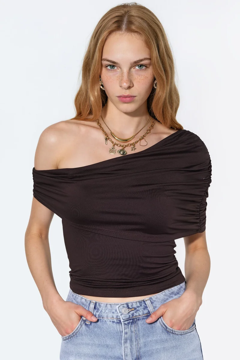 هيكاب Draped Asymmetrical Collar Polyamide Crop Top