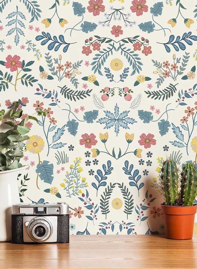 رَوَائِد ورق جدران زهري لاصق قابل للإزالة، بتصميم بوهيمي زهري كلاسيكي باللون الأبيض الدافئ، مقاس ‎120‎ × ‎17.3‎ بوصة لغرف النوم والحمّامات والمطابخ - Image 1