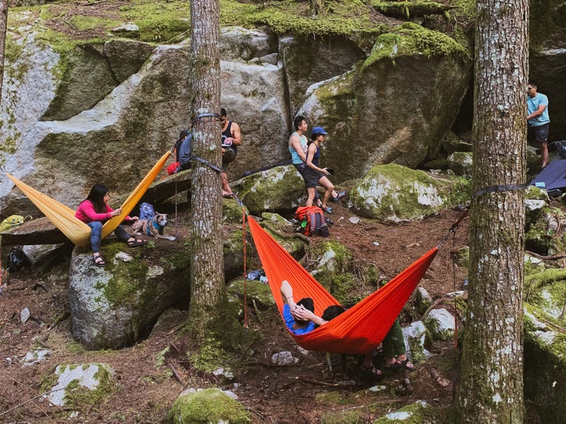 KAMMOK: Roo Double Hammock | Made from Strong & 100% Recycled Water Resistant Ripstop Fabric | Comfortable, Packable, Lightweight (Lifetime Adventure Grade Warranty), Granite Gray - Image 5