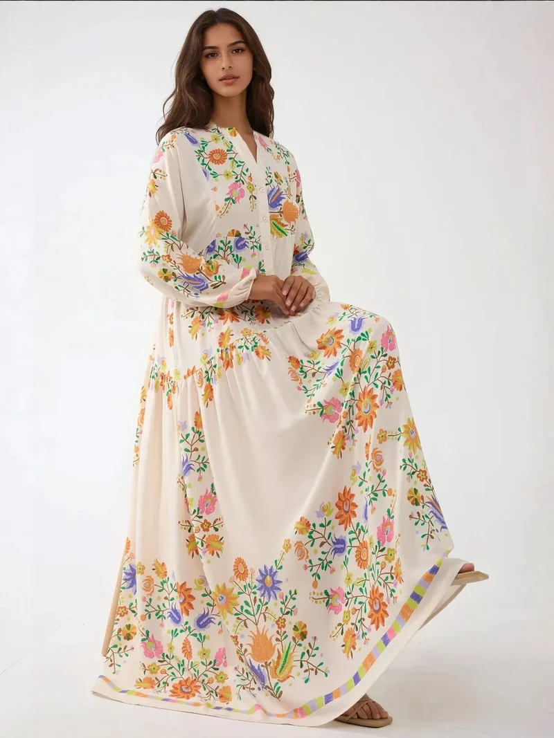 زوبعة فستان ماكسي مطبوع بياقة على شكل حرف  وتفاصيل أزرار