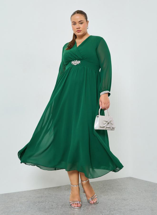 Styli Plus Size Green Long Sleeves A-Line Maxi Dress - Image 1