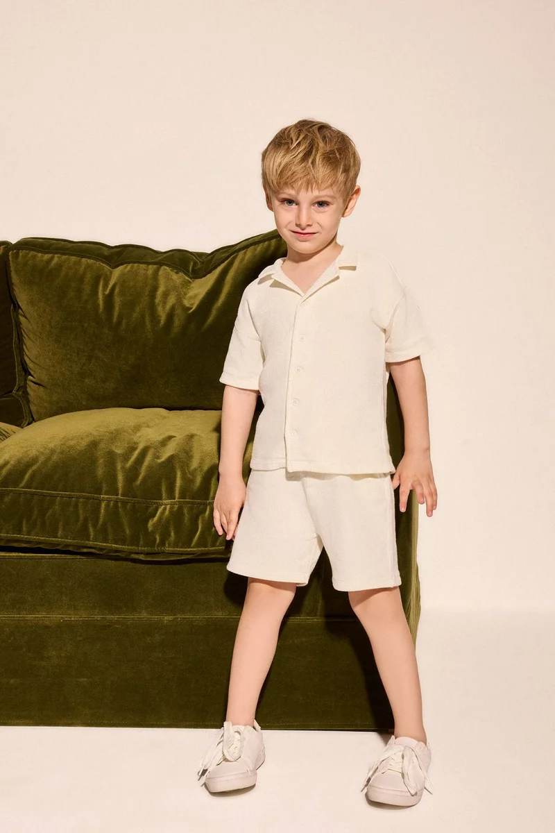 ديفاكتو Baby Boy 2 piece Oversize Fit Resort Neck Set