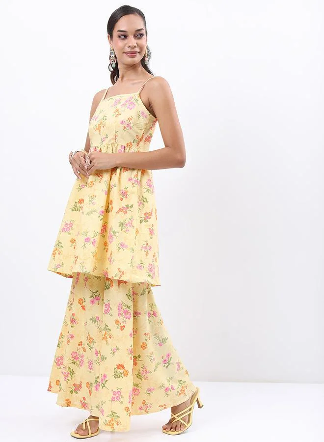 فيشود Floral Print Gathered Longline Tunic Kurti and Flared Pant Set by Styli