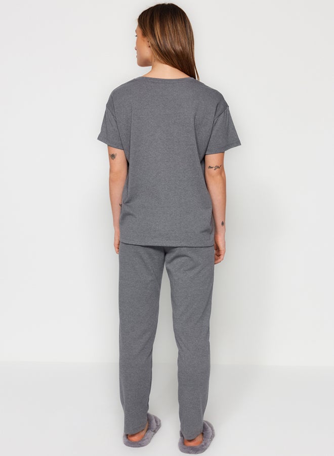 trendyol Grey 100% Cotton Pocket Printed Wide Cut T-shirt-Pants Knitted Pajama Set  - Image 5