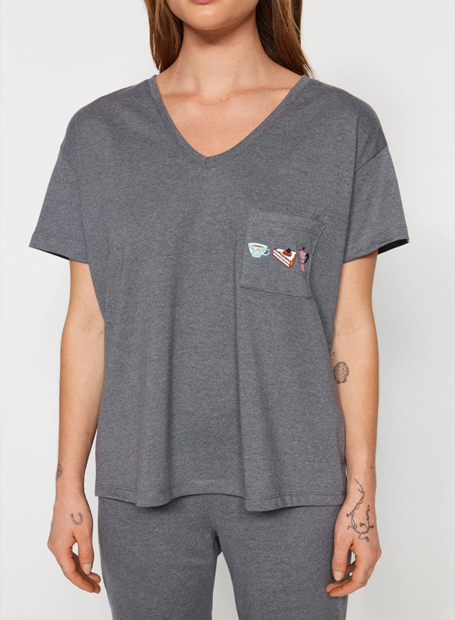 trendyol Grey 100% Cotton Pocket Printed Wide Cut T-shirt-Pants Knitted Pajama Set  - Image 4