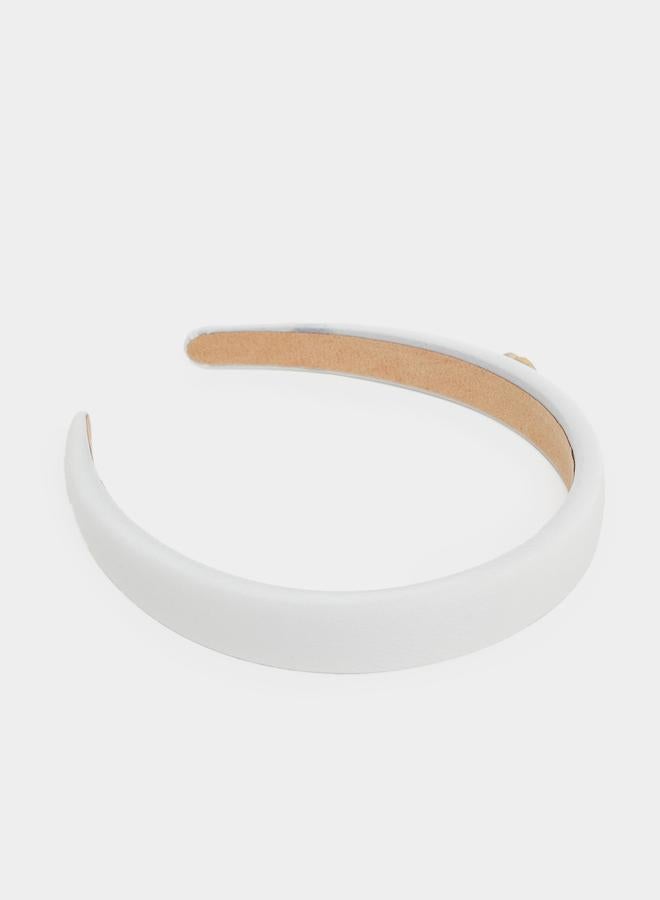 Styli White Headband with Flower Detail - Image 2