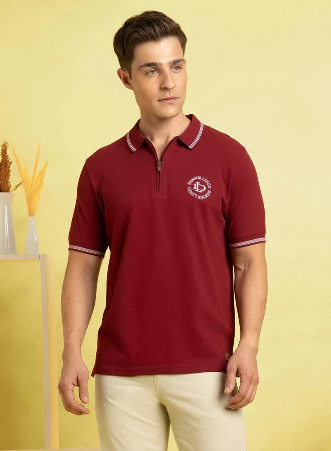 Dennis Lingo Men's Cabernet Pique Solid Pattern Regular Fit T-Shirt