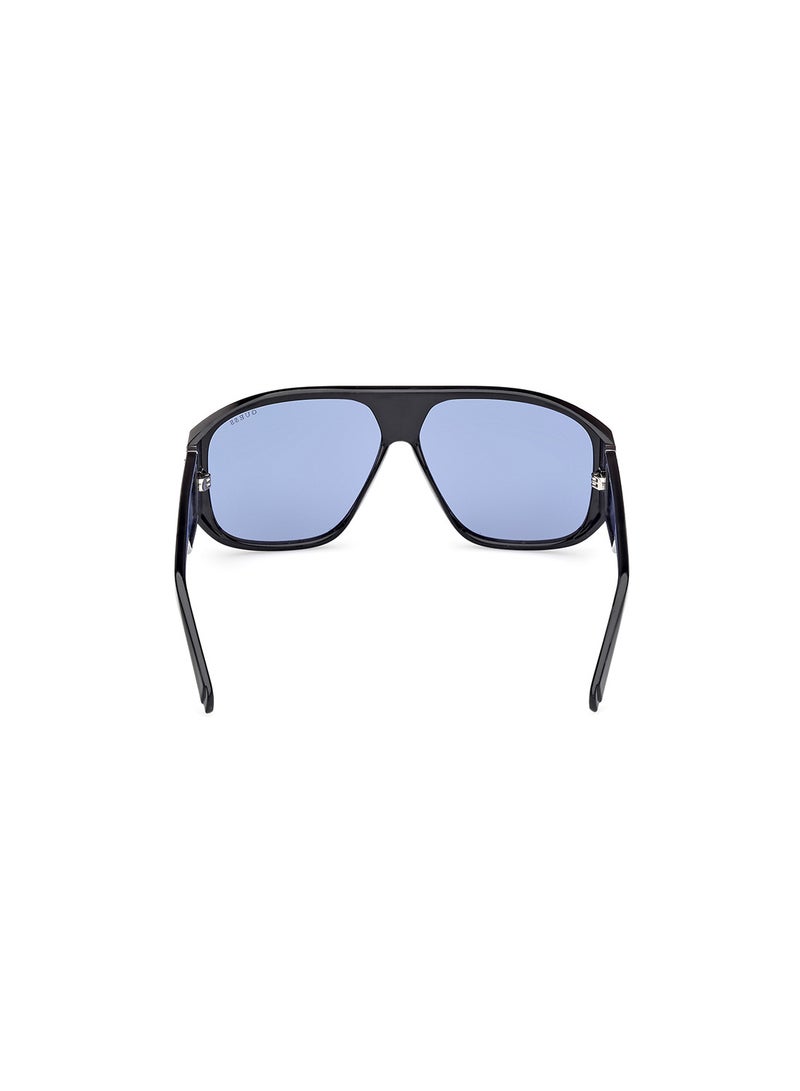 GUESS Unisex UV Protection Shield Shape Sunglasses - GU0013501V61 - Lens Size: 61 Mm - Shiny Black - Image 4
