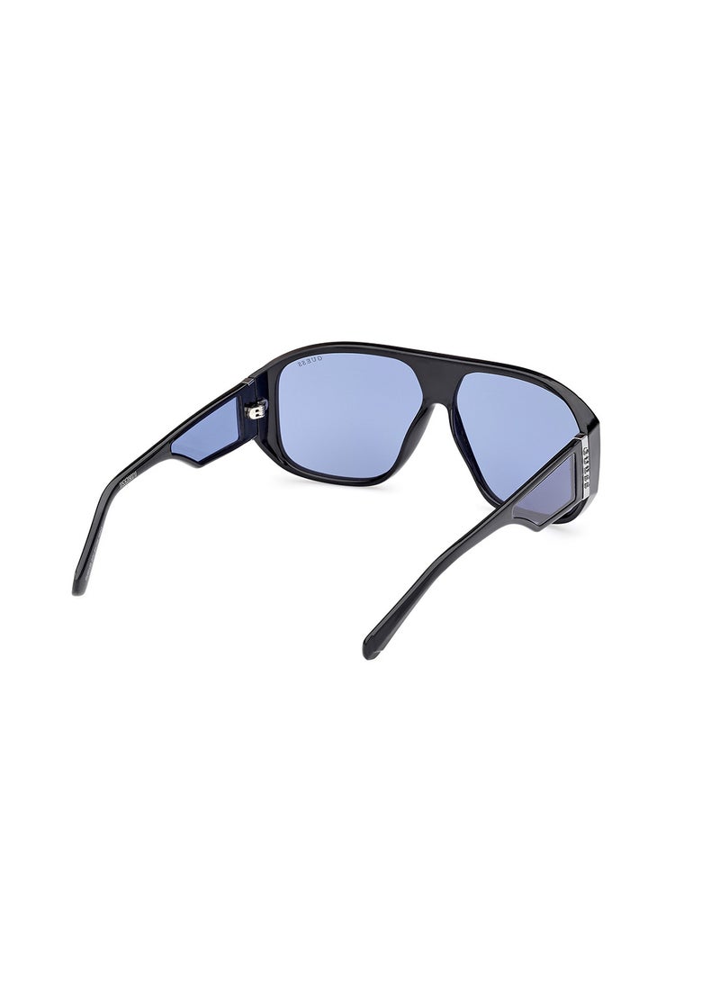 GUESS Unisex UV Protection Shield Shape Sunglasses - GU0013501V61 - Lens Size: 61 Mm - Shiny Black - Image 5