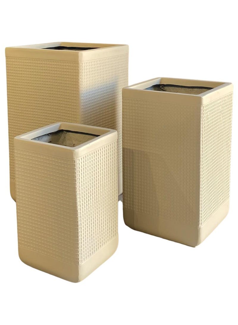 Fiberglass Warehouse A set of fiberglass plant pots, 3 long square pieces